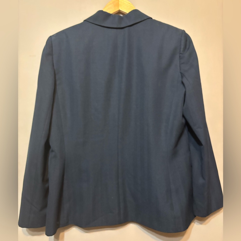 Tahari Single-Button Blazer, Subtle Pin-Striping - Picture 3 of 5